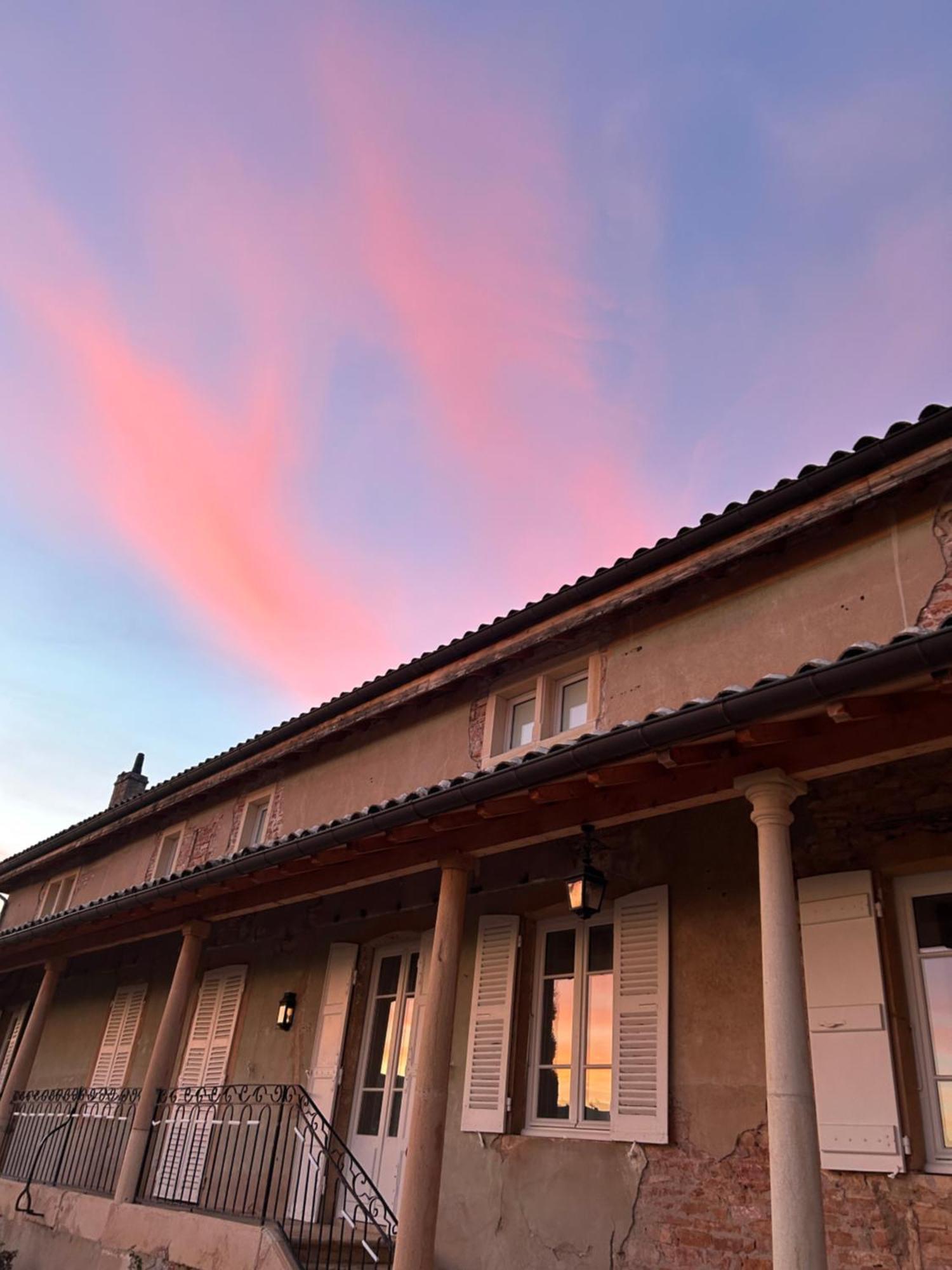 Chambres D'Hotes Vers La Croix Leynes Kültér fotó